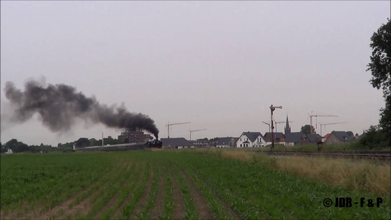 Westfalendampf nach Boppard - 01 1066 mit Sonderzug in Aldekerk