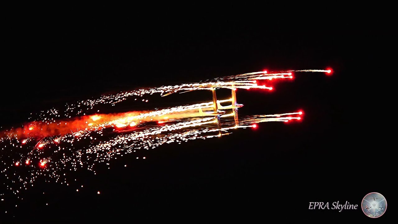LOTOS Gdynia Aerobaltic AirShow 2019 - AeroSPARX Display Team