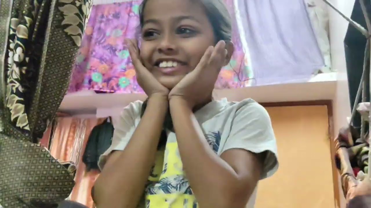 कांचन ने बनवले तिळगुळ चे लाडू मकर संक्रांतीच्या हार्दिक शुभेच्छा