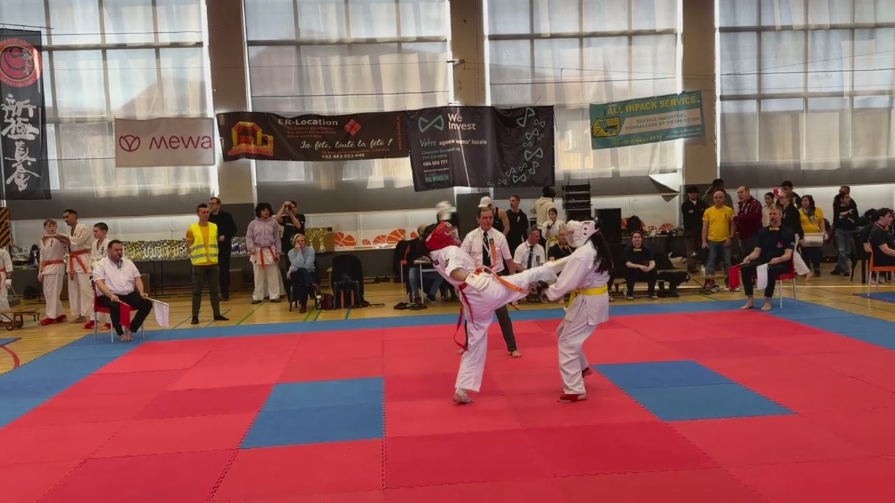 Souhayla Mofti +45kg U12 - 2ème combat - OPEN BELGIAN CUP SHINKYOKUSHIN