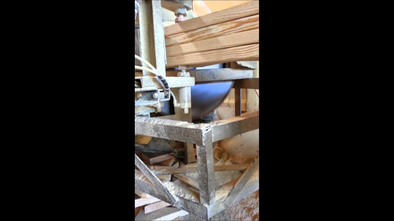 Open stringer saw