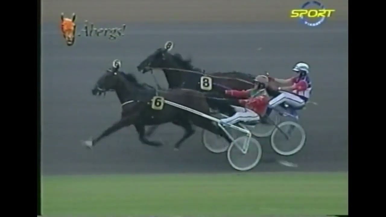 Varenne & Gianpaolo Minnucci vinner Hugo Åbergs (1 000 000 kr) på Jägersro 2002.