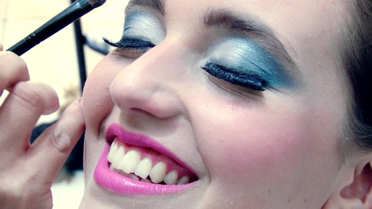 MAKING OFF 15 ANOS CAROLINE BRITO