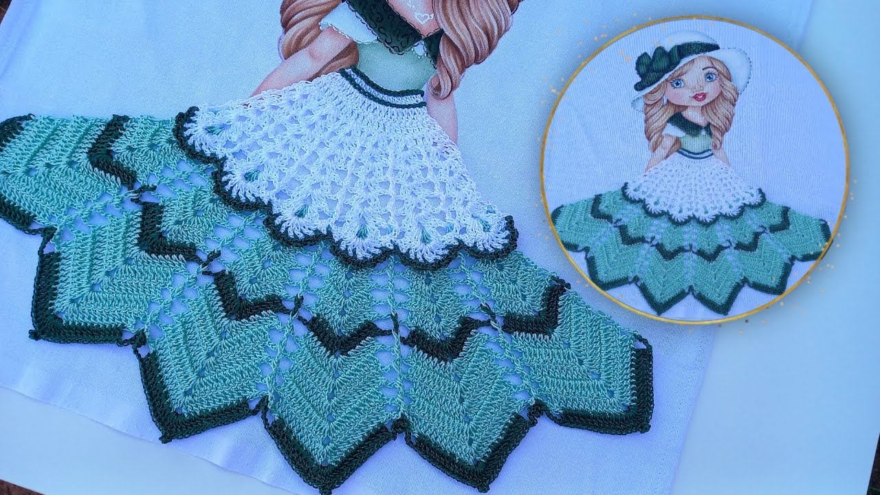 SAIA DE CROCHÊ PARA BONECA PINTADA NO PANO DE PRATO MODELO FÁCIL E RÁPIDO 😱