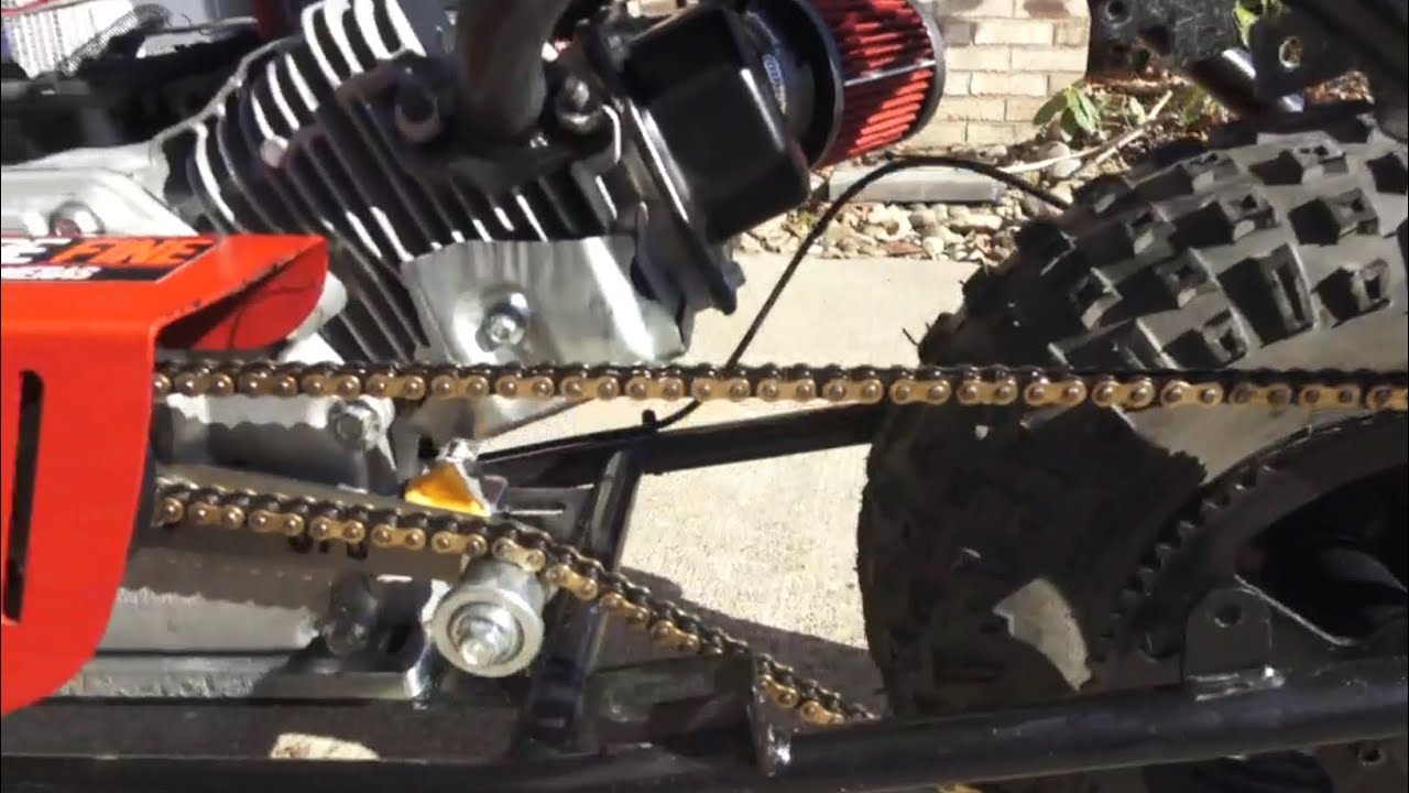 Модернизация мини-байка Motovox. Установка нового натяжителя цепи Go Power Sports и цепи Gold on ...