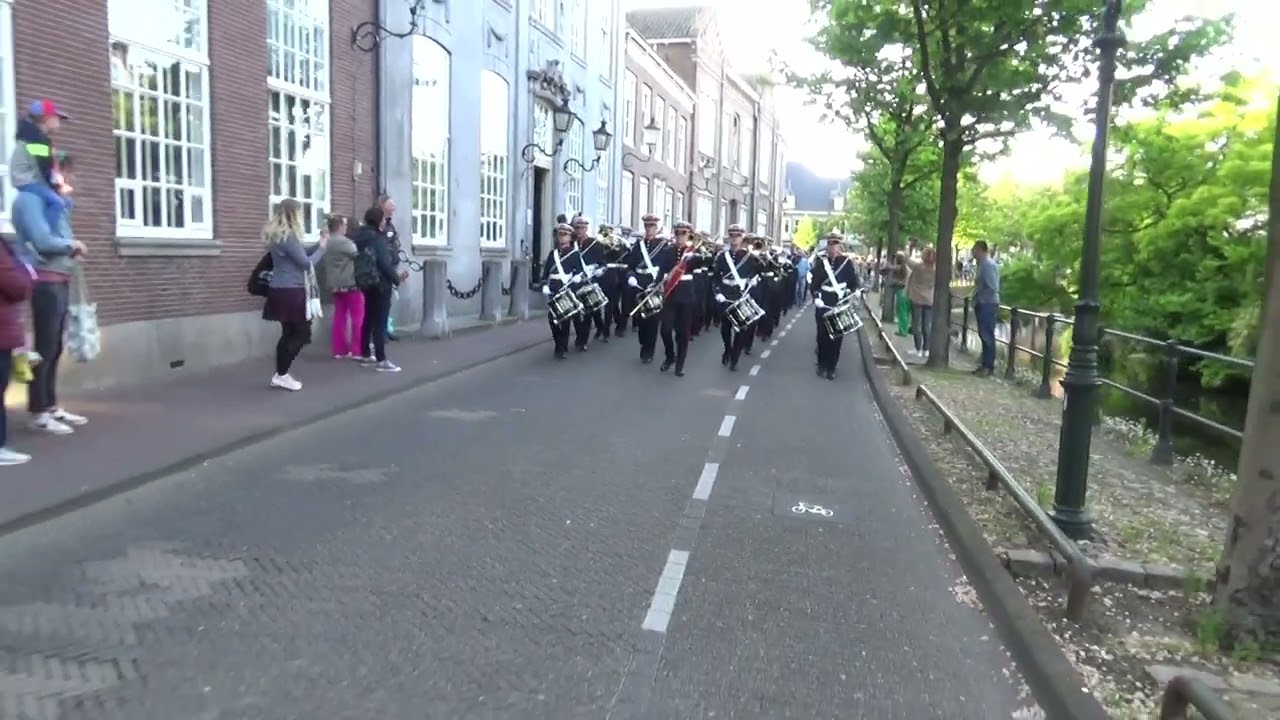 Juliana Amersfoort intocht Avondvierdaagse Amersfoort 2023, stop bij Burgermeester
