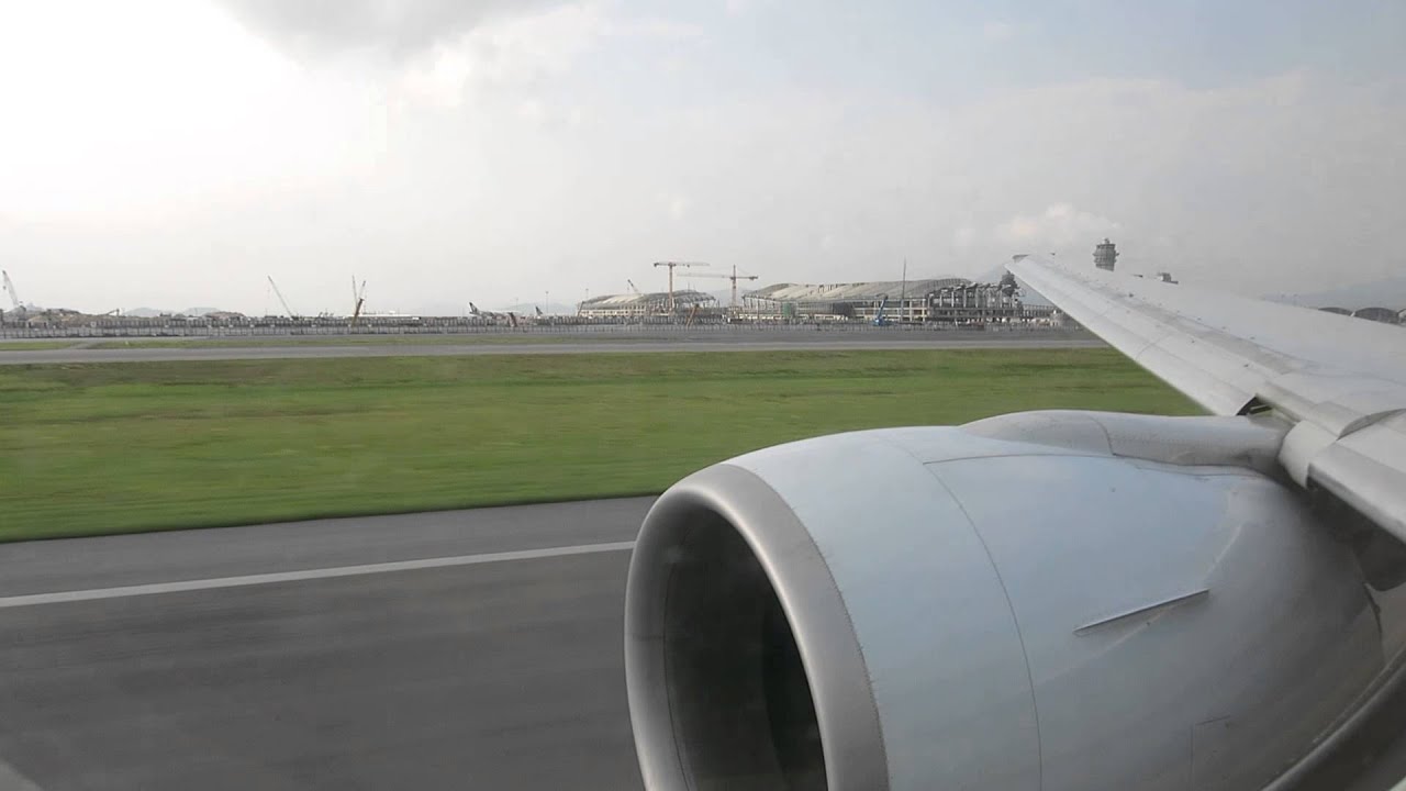 CX Boeing 77W takeoff from Hong Kong