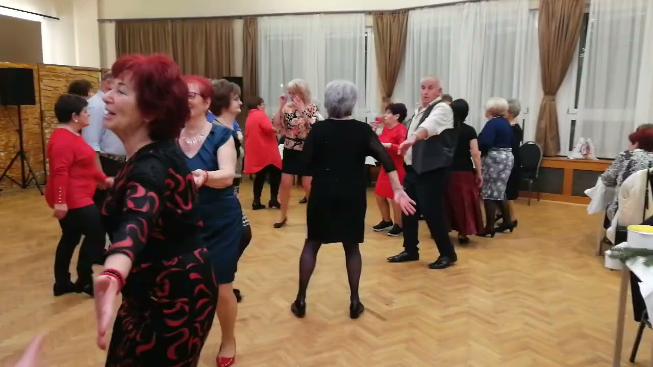 Aranykor nyugdíjas egyesület évzáró rendezvénye .Hajdúböszörmény 