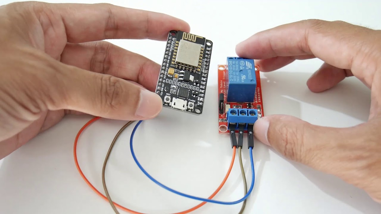 NodeMCU ESP8266-12E EP4 สั่ง Relay 1Ch เปิด-ปิด โคมไฟ ผ่านมือถือ