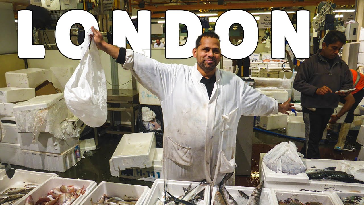 London's BIGGEST Fish Market (Billingsgate) | London Travel Vlog