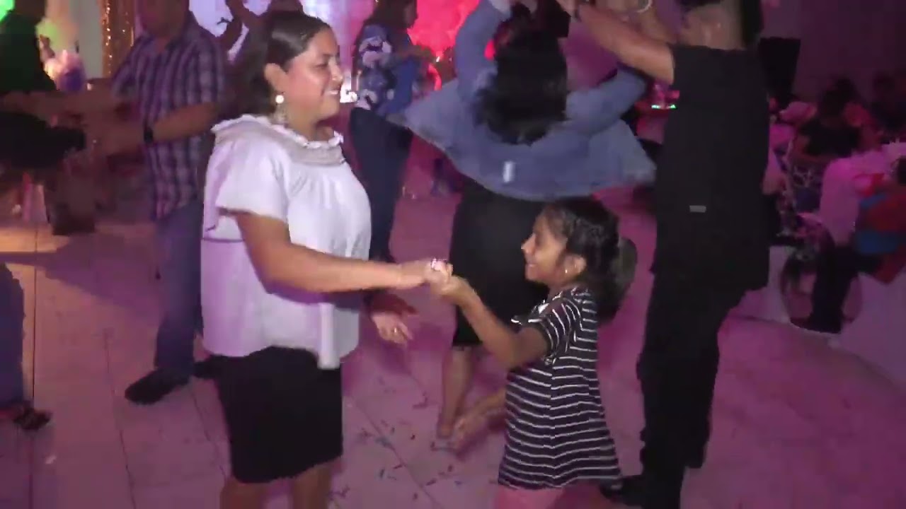 05  Los Brillantes De La Kumbia   Una Cumbia Colombiana Intro Outro Clean Cumbia Sonidera