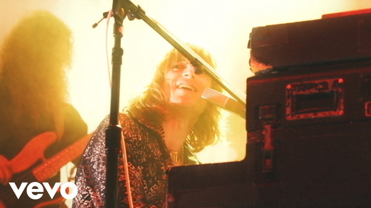 Neal Francis - Alameda Apartments (Live At Thalia Hall)