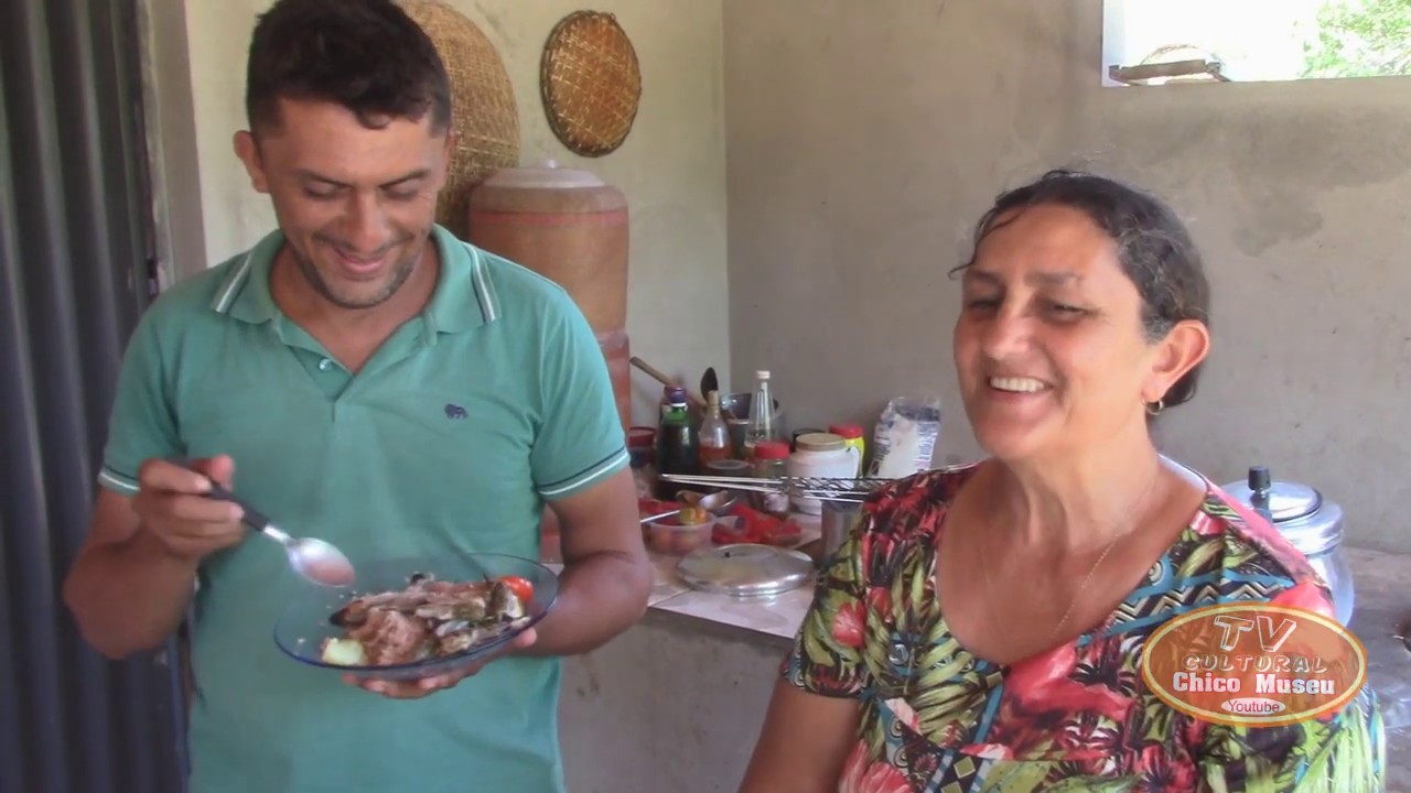 ALMOÇO NA CASA DA MÁE BOM DEMAIS