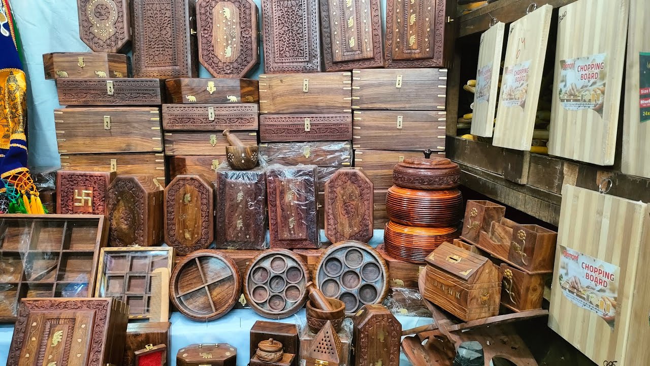 பெண்களுக்கு பிடித்த மரத்தால் ஆன பொருட்கள் | Wooden Kitchen Gadgets and Wooden Boxes