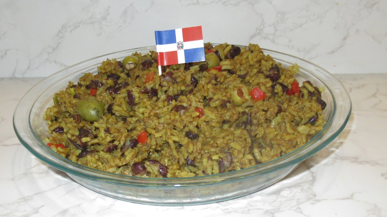 COMO HACER ARROZ CON HABICHUELAS NEGRAS DOMINICANA | TASTY DOMINICAN FOOD