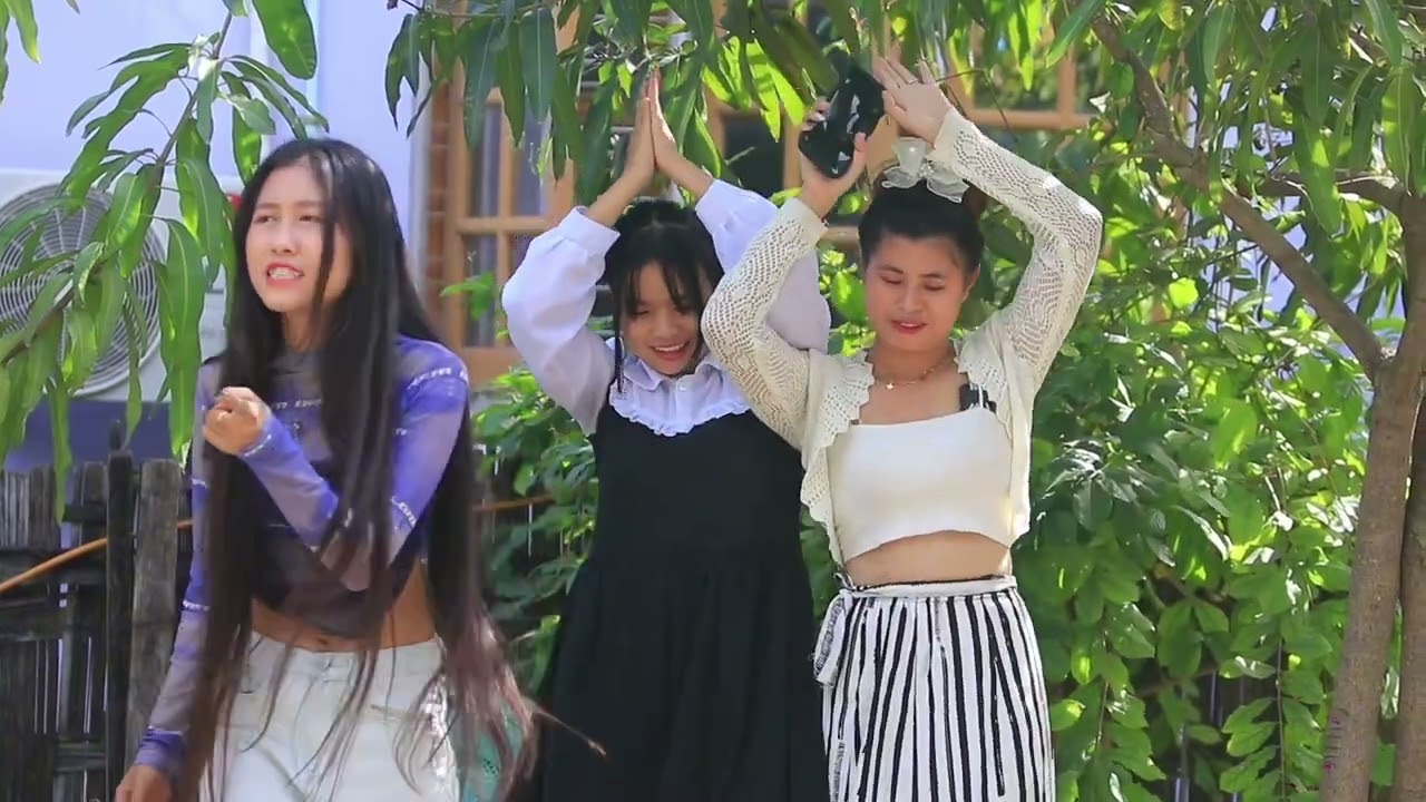 အကြီးဆိုတာ အငယ်တွေအပေါ် နွေးထွေးရတယ် 🤣
