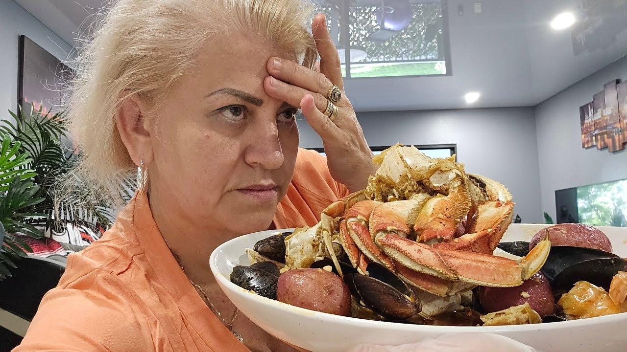 Опять операции на уши и нос? О Боги...