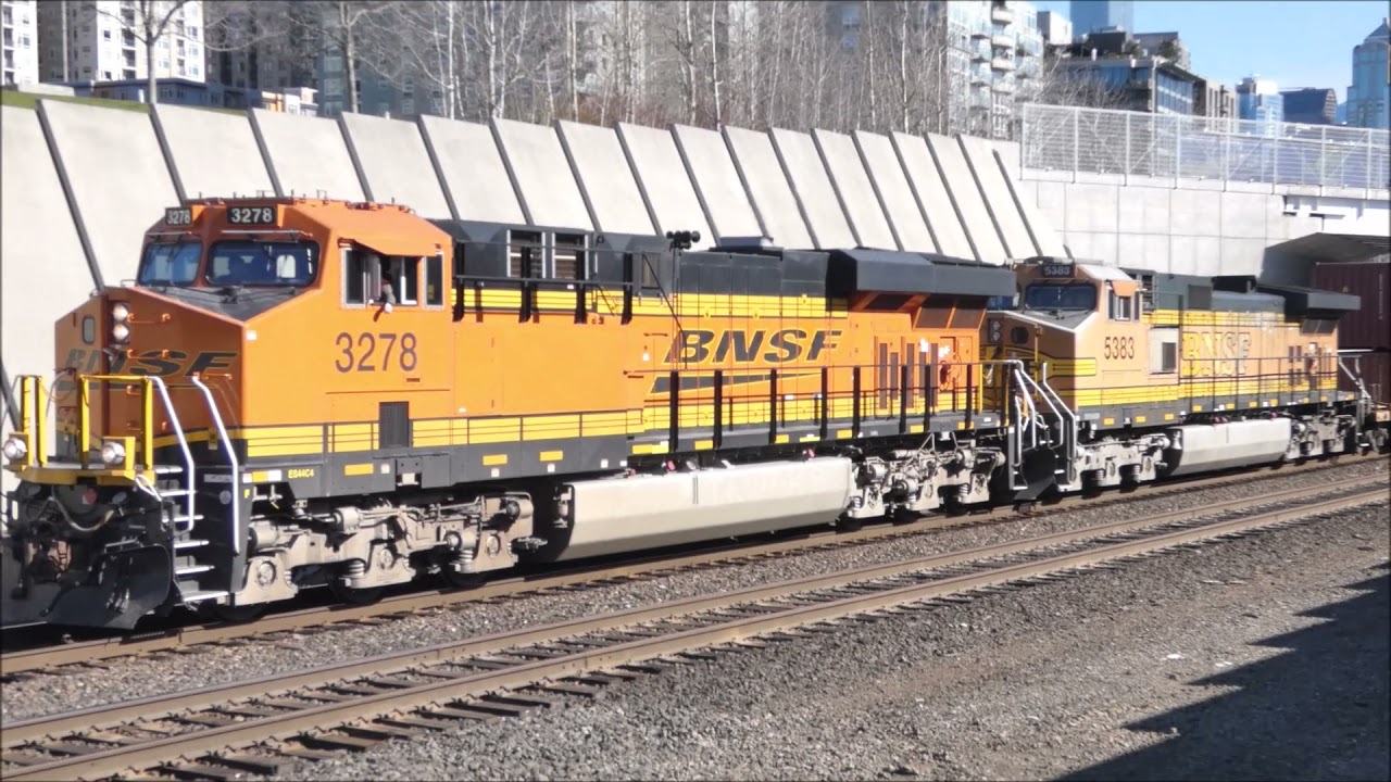 Railfanning the Seattle waterfront