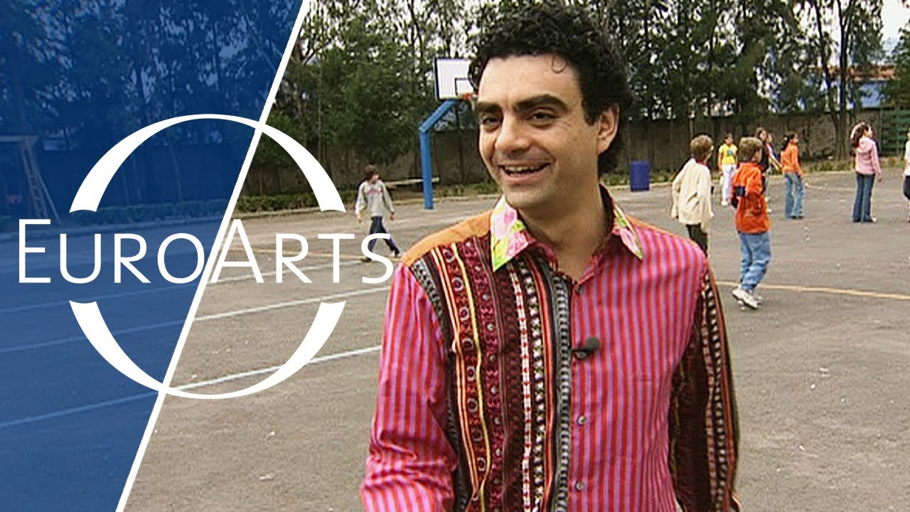 Rolando Villazón visits his former school | From  