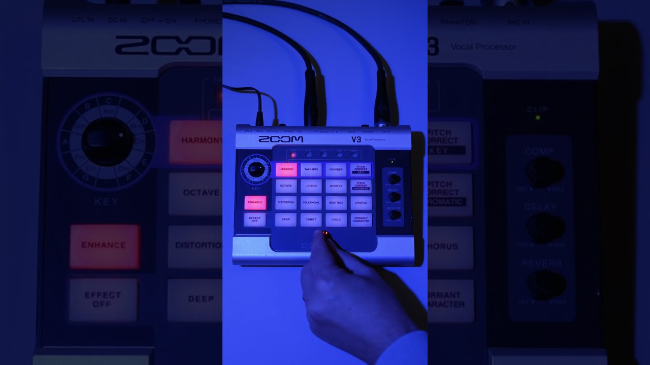 The Zoom V3 Vocal Processor :  Harmony