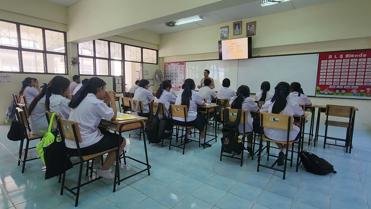 นายปฏิภาณ   เจริญใจ. วิชาภาษาไทย  เรื่อง  โคลงสี่สุภาพ ชั้น ม.3