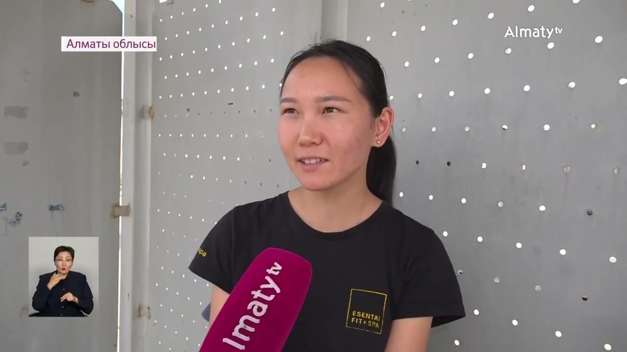 «Диагнозды телефонға қарап қояды»: Нарынқол ауылының тұрғындары білікті маманның жоғын айтты
