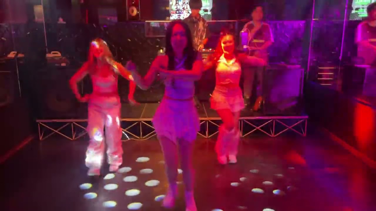 OHH-AHH♡ (ウーアー) 2024/9/28(土) 第12回HWALL( ファル ) @ LowKey (元FUBAR)