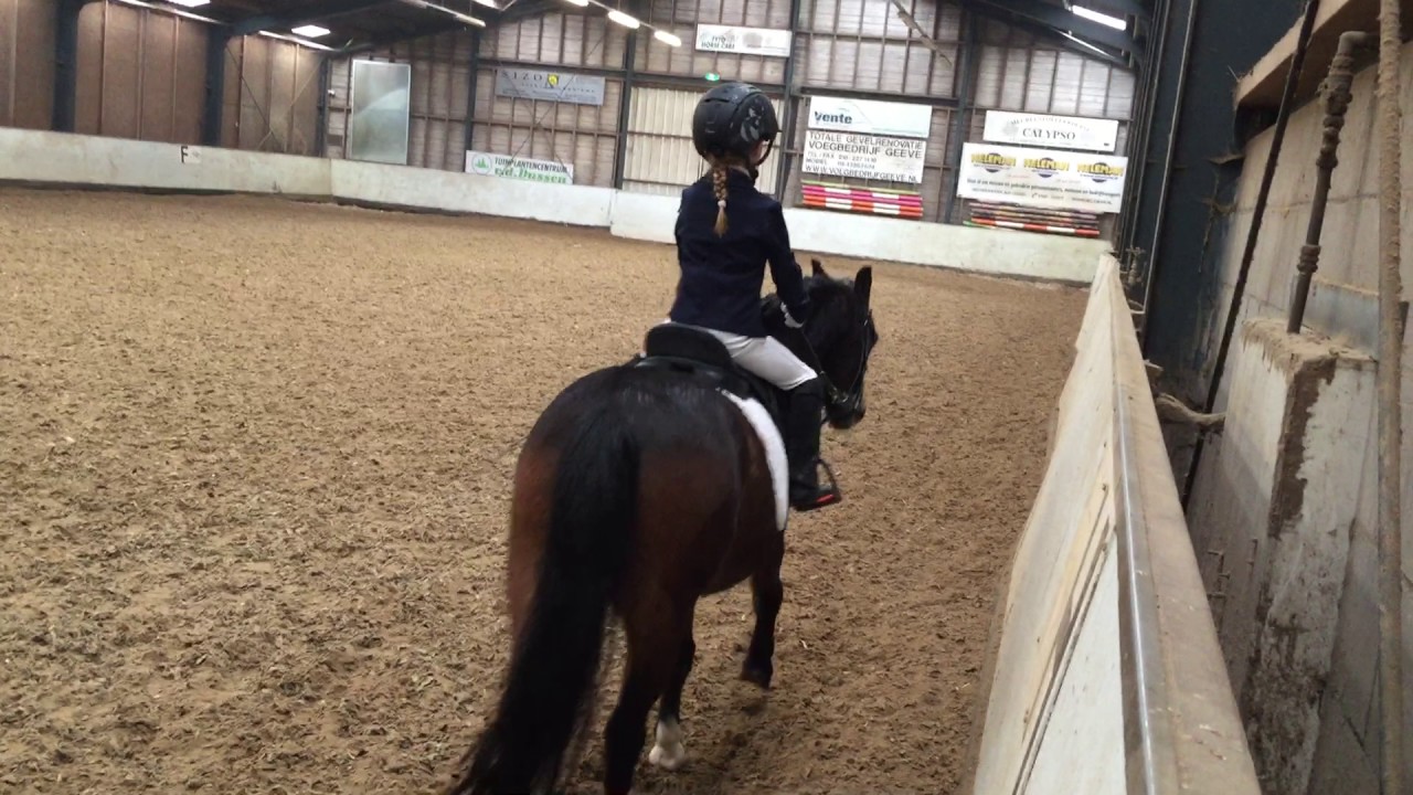 FNRS proef F1 Sofia (7 jaar) met B pony
