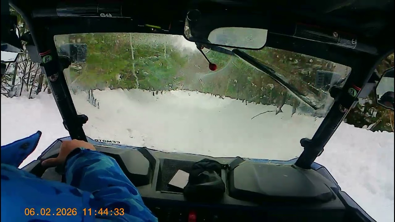 RZR Bruce et Zforce G2 Doris en dir. sud de Val des Bois au relais  #motosports #outaouais 1/4