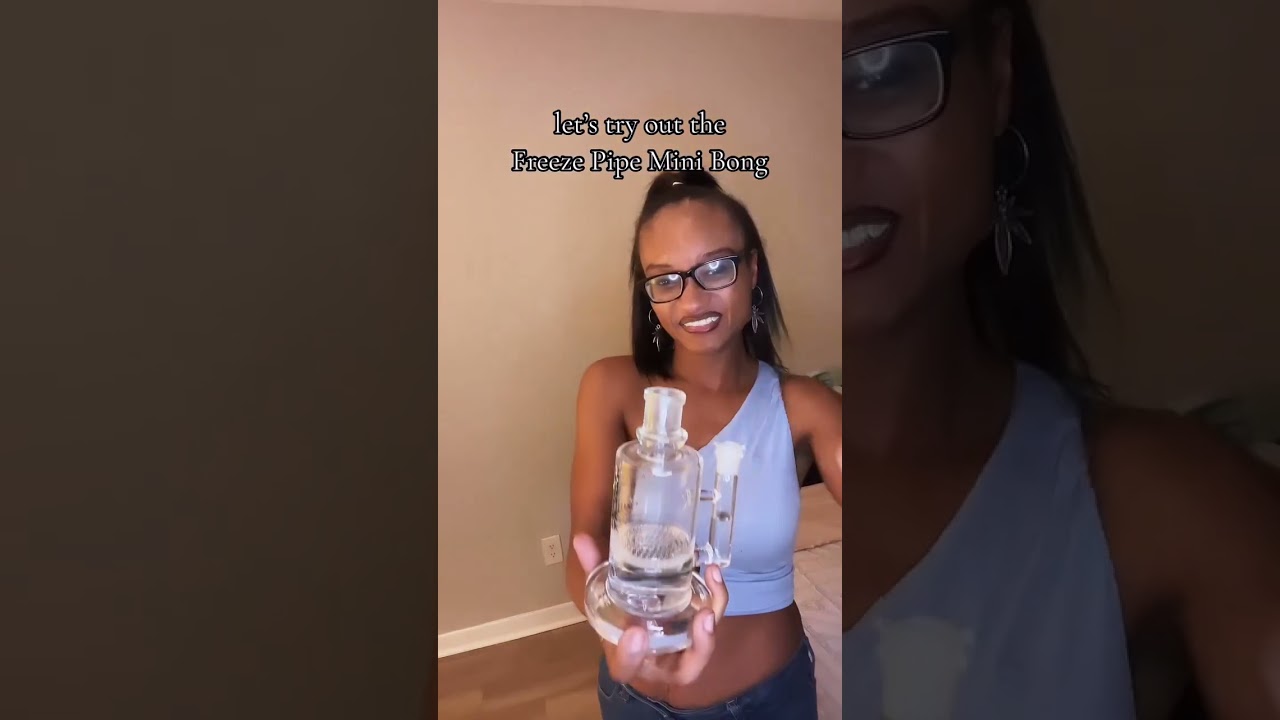 Small But Mighty - The Freeze Pipe Mini Bong - Icy Smooth ❄️