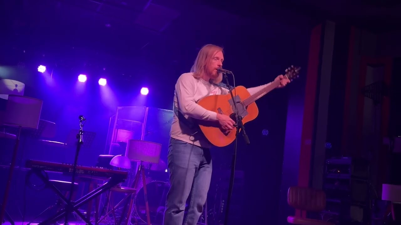 Kevin Devine Live - Albatross - The Recher, Towson, MD  - 5/20/25