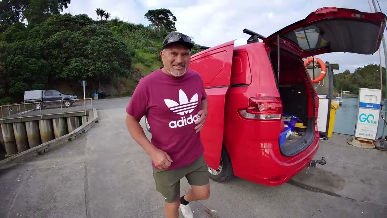 Another Native Adventure whanau (Fishing and Diving)