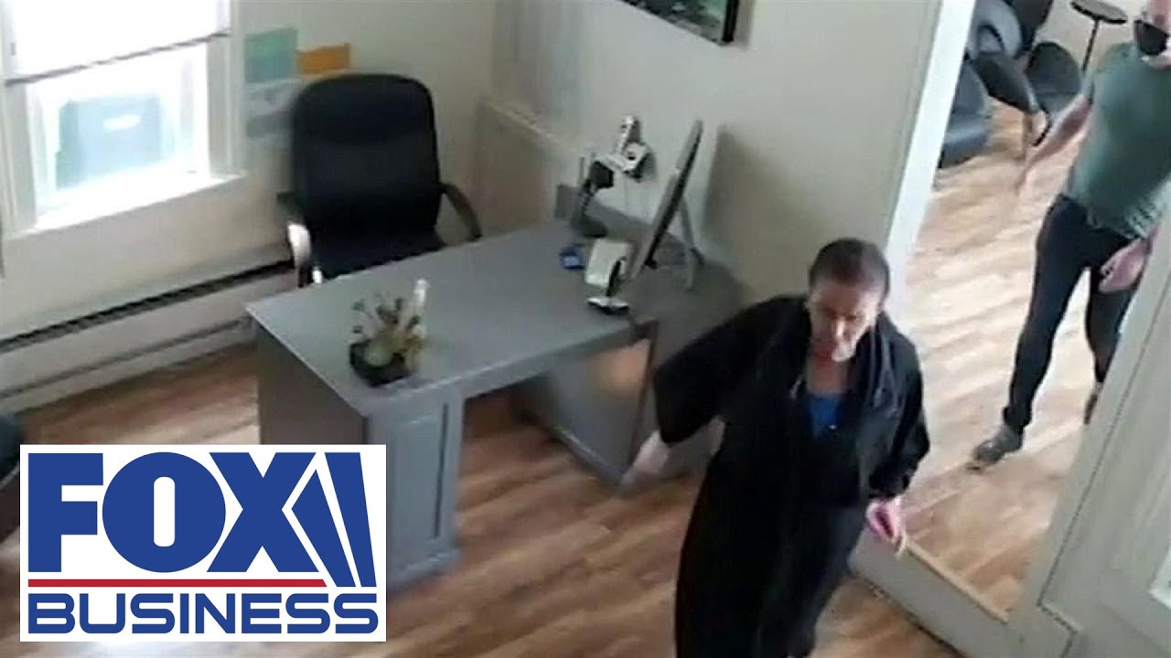 Salon owner calls Pelosi's indoor hair salon visit a 'slap in the face'