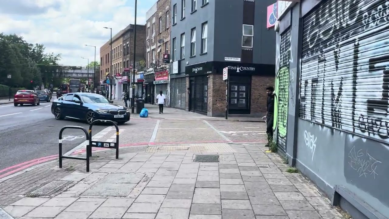 Queens Road Peckham Station 2 min to walk