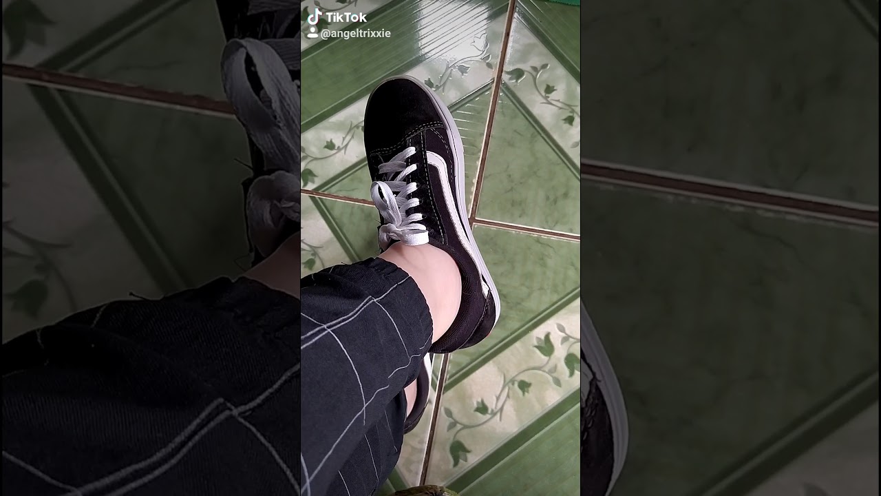 Feet fetish video - Shoes @angeltrixxie