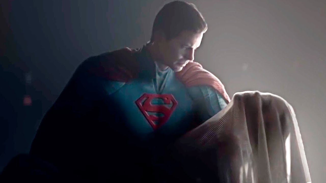 El JOKER Mata al Hijo y Mujer de Superman y Superman Mata al Joker - INJUSTICE