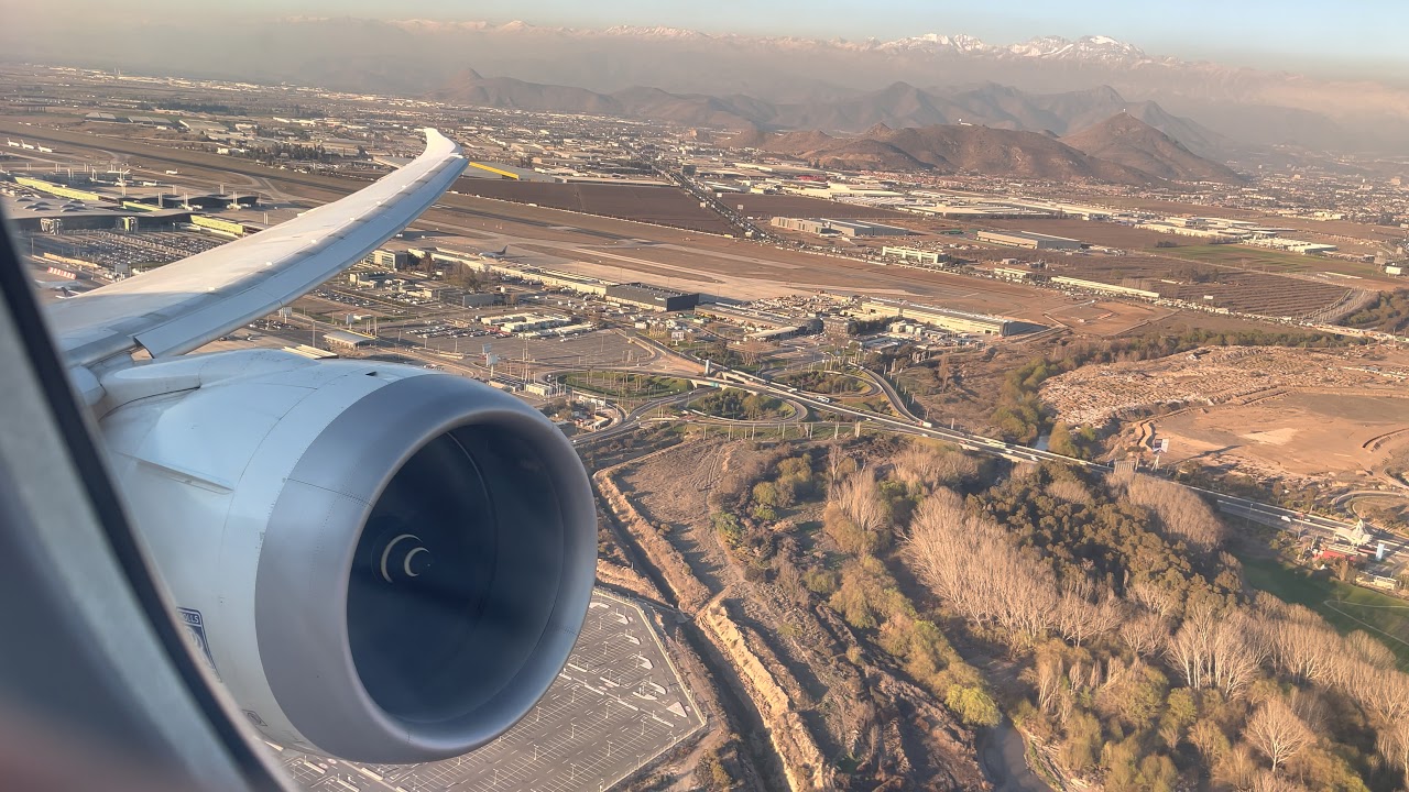 LATAM Boeing 787-9 Take off from Santiago