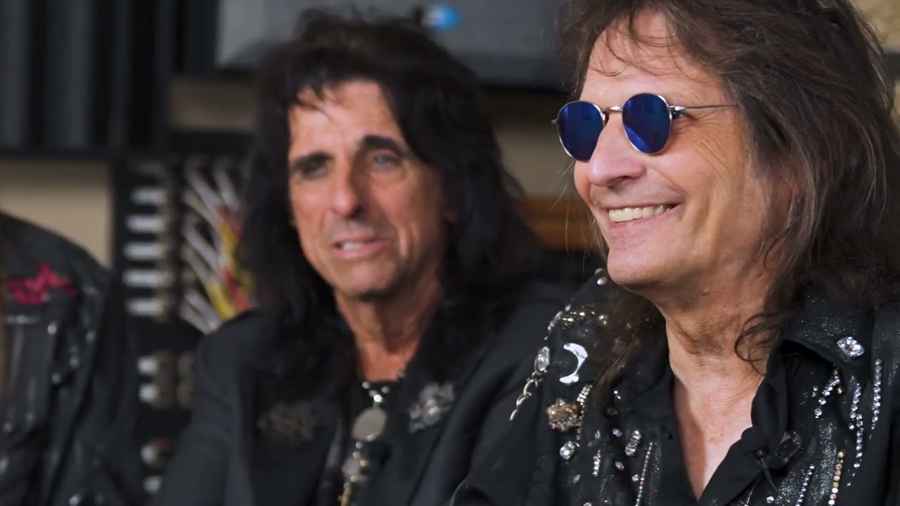 The Revenge of Alice Cooper - A Look Inside The Madness