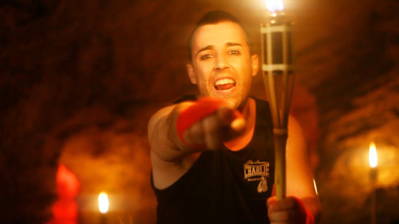 Santaflow - La leyenda del fenix [Videoclip oficial] [HD]