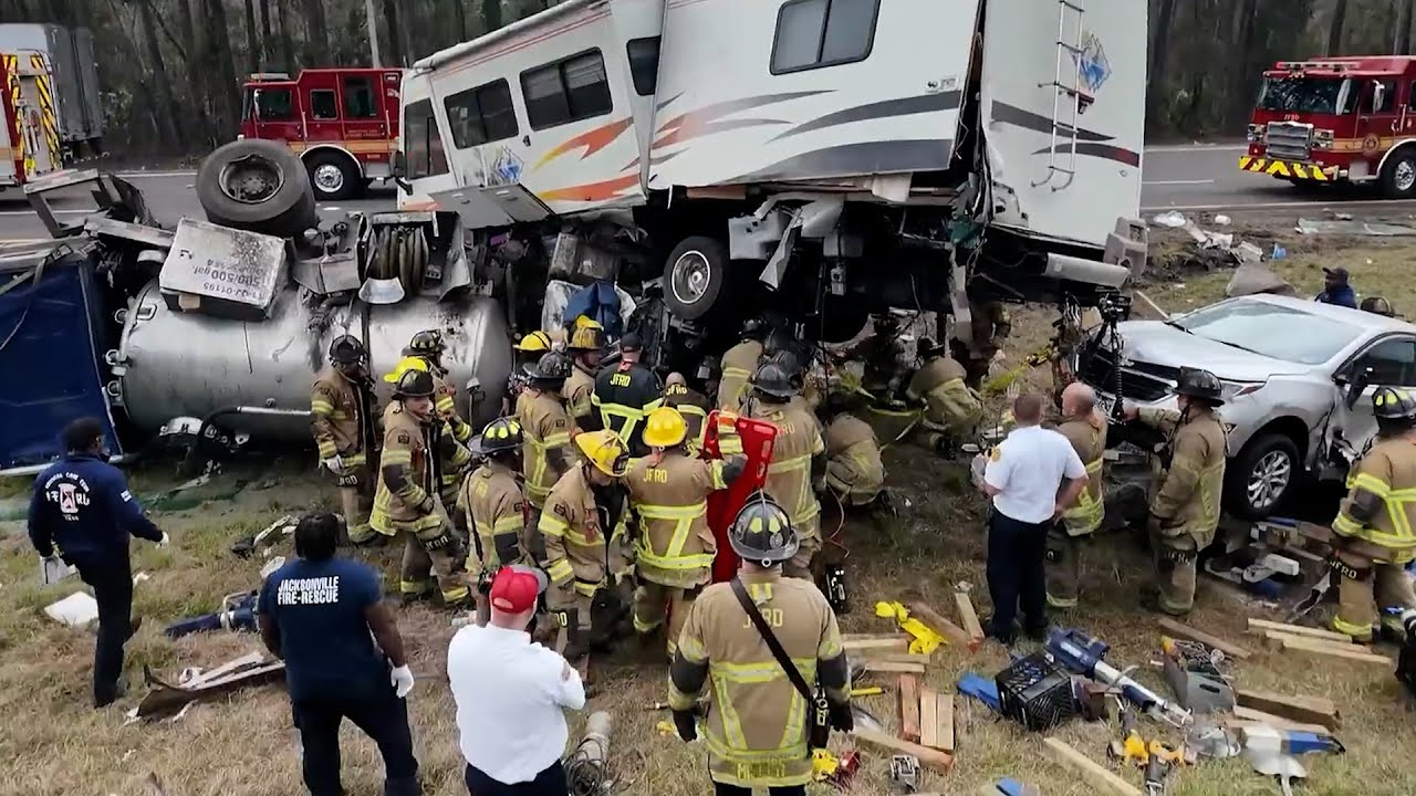 After wild RV and truck crash, rescue by Jacksonville firefighters frees trapped driver