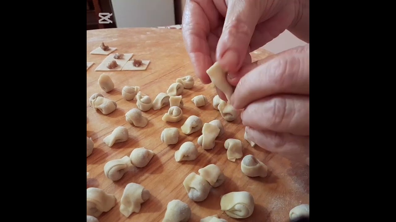 Bakı mətbəxi Düşbərə.#food #düşbərə#dadlıbəyənib abunə olmağı unutmayın təşəkkrlər.