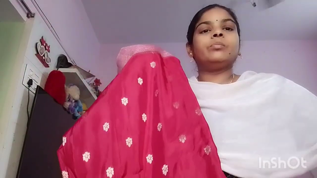 ఖాళీగా ఉన్నప్పుడు ఎవరికీ గుర్తు రావు పెళ్లి సీజన్ వస్తే అందరూ ఒకేసారి మీద పడిపోతా ru😭