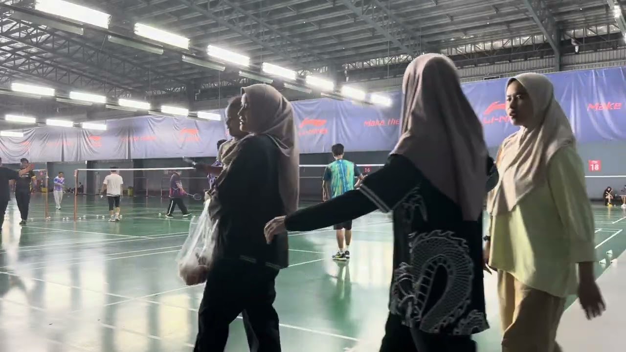 SYAZWAN & HANIFF VS ACAP & AMIR