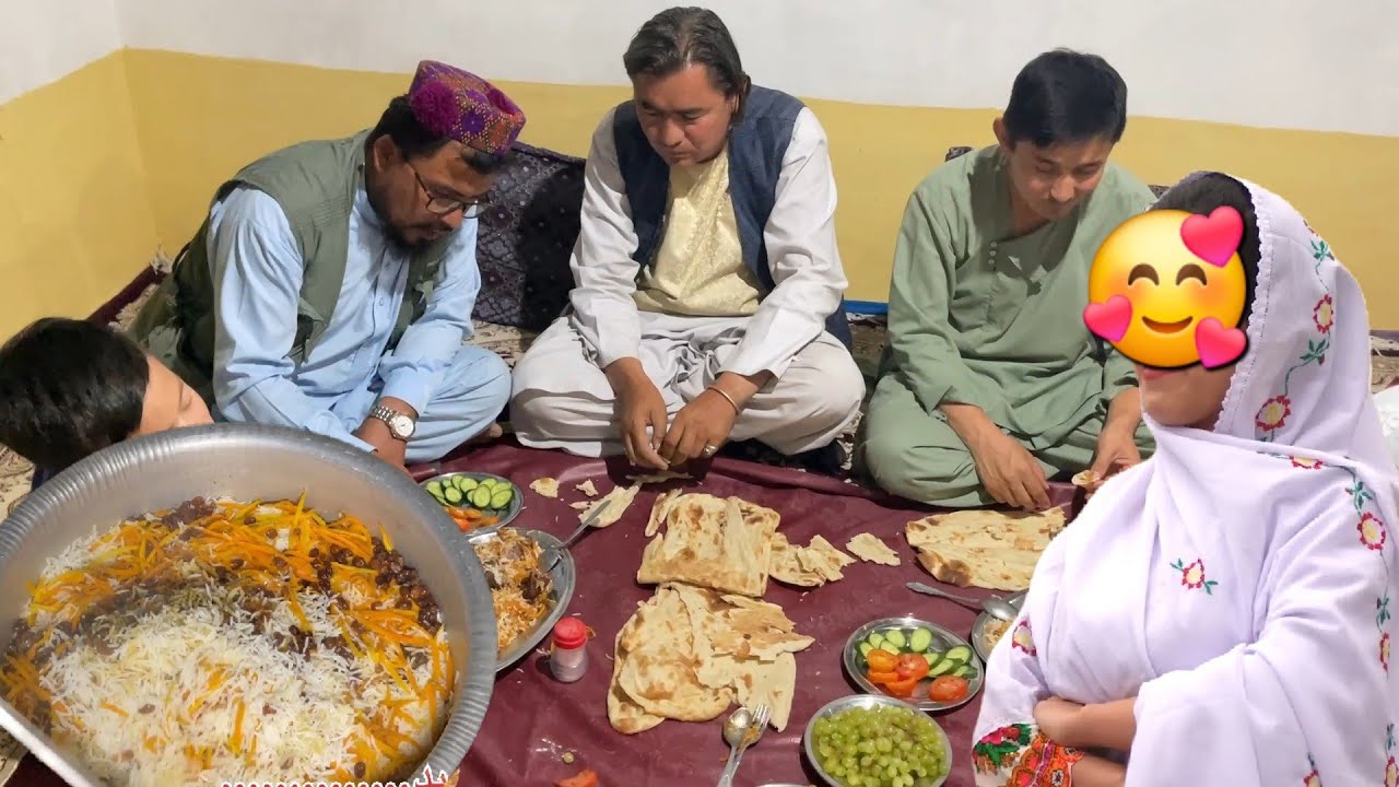 مهمان اروپایی ما برای ما قابلی درست کرد 😋 دستش درد نبینه 👏واقعا خوشمزه بود