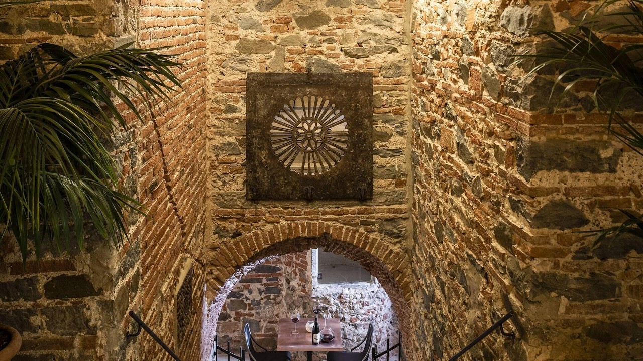 Corte Guelfa, Florence, Italy | Travel With Divya