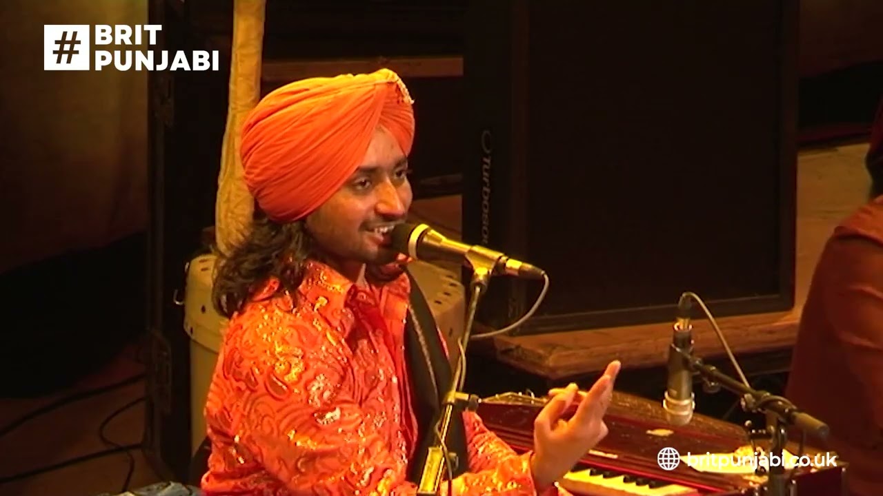 Paani Panjan Daryawan Wala - SATINDER SARTAJ - Live in Leicester 2014