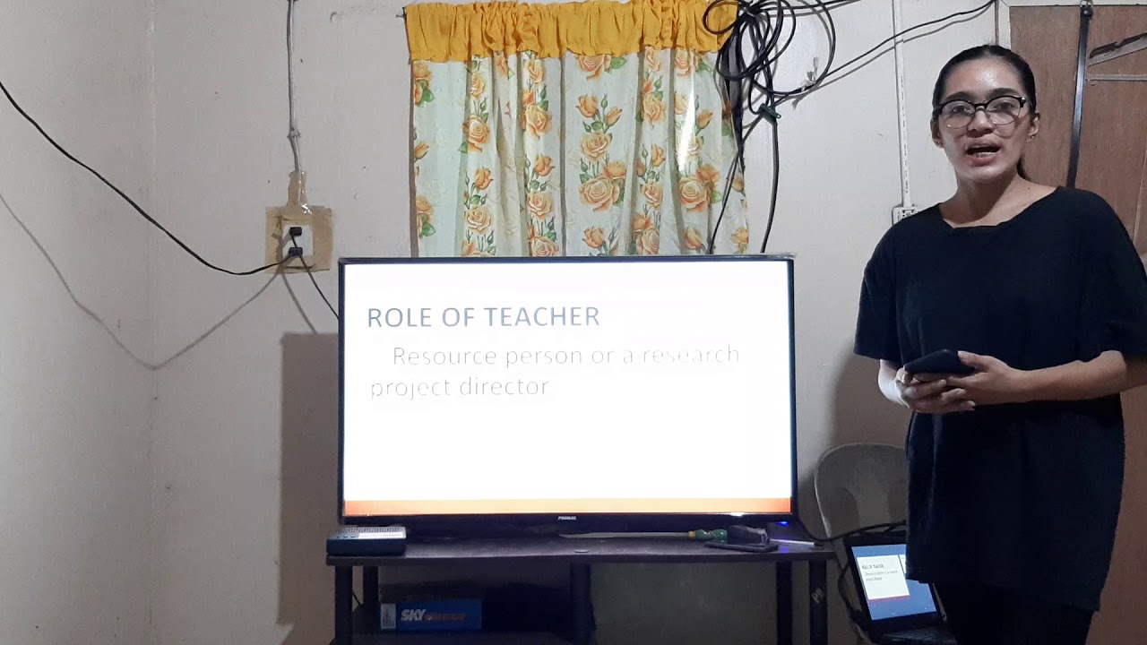 Reconstructionism Presentation in Foundation of Education