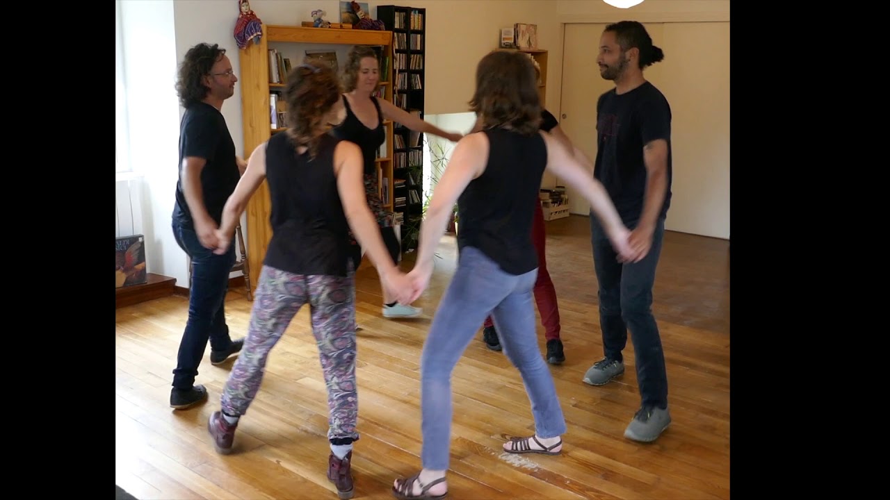la Danse des Lapins // Les Pieds dans l'bal