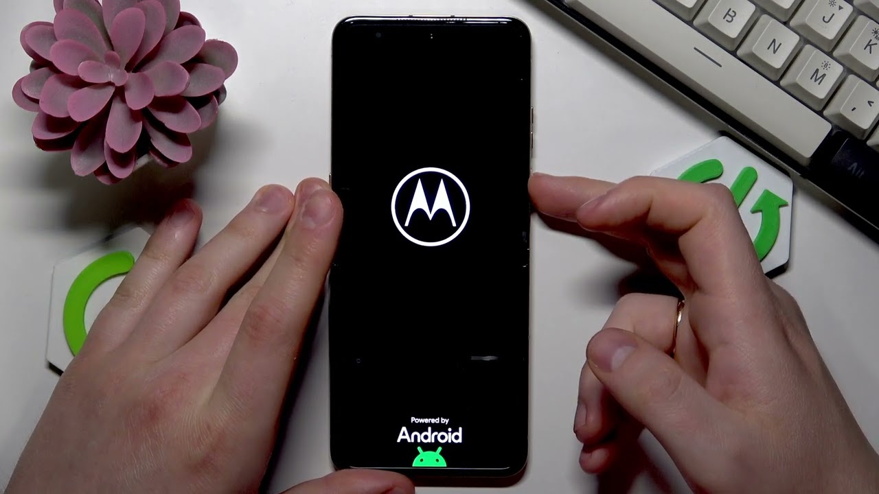 How to Turn on Android Phone