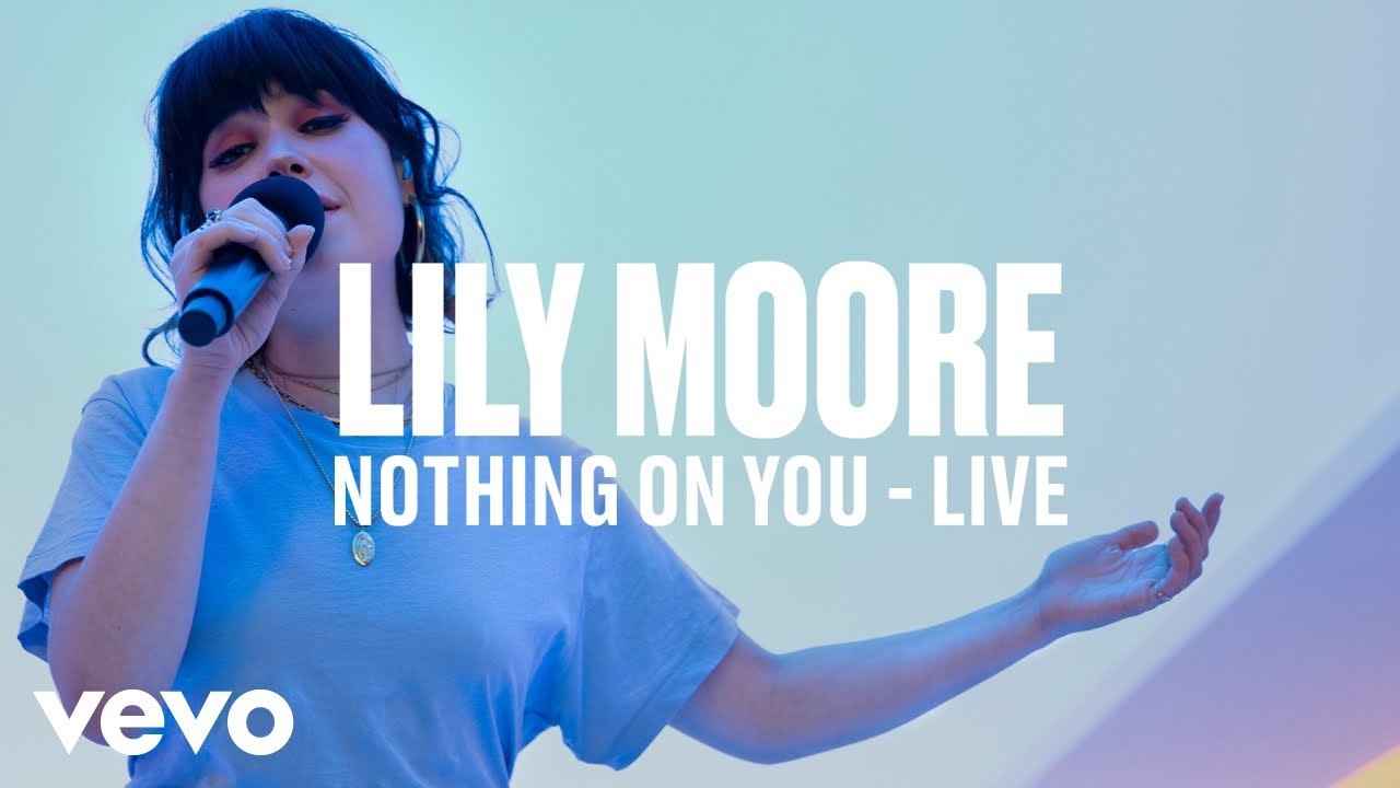 Lily Moore - Nothing On You (Live | Vevo DSCVR)